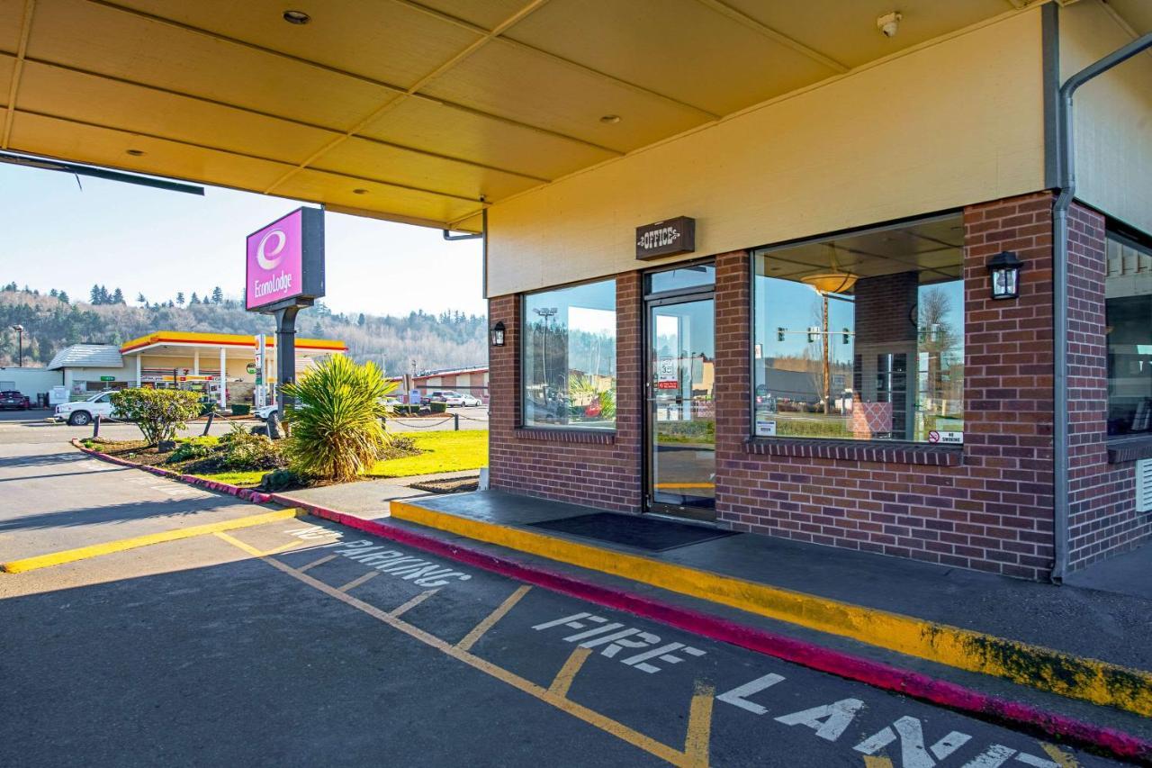 Econo Lodge Kent Buitenkant foto