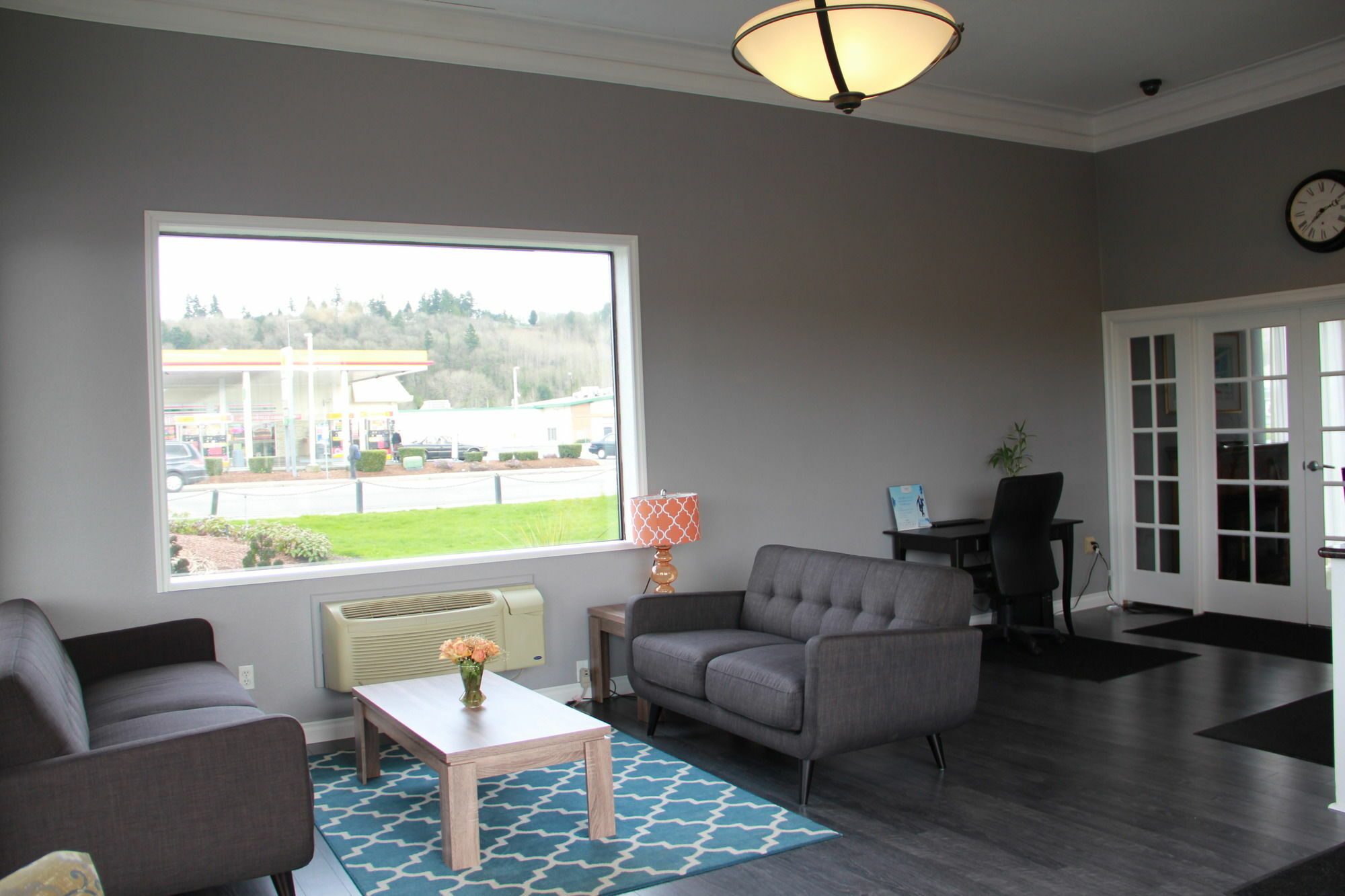 Econo Lodge Kent Buitenkant foto